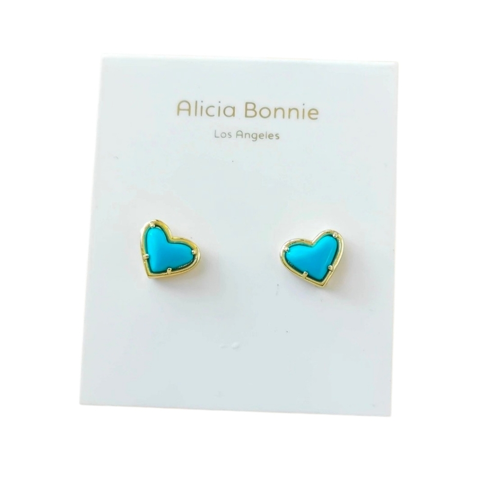 NWT Alicia Bonnie Los Angeles Heart Earrings Turquoise Blue Hearts